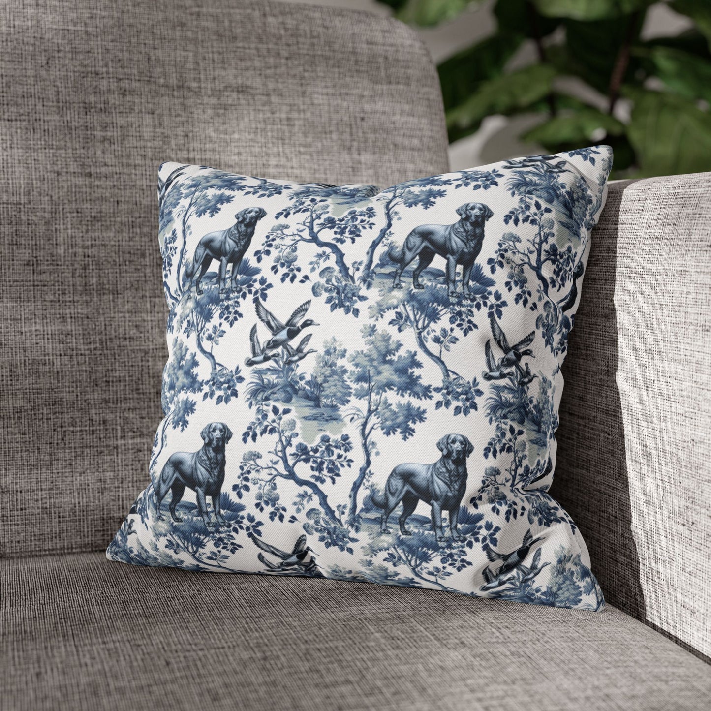 Chesapeake Bay Retriever Pillow Cover - Toile